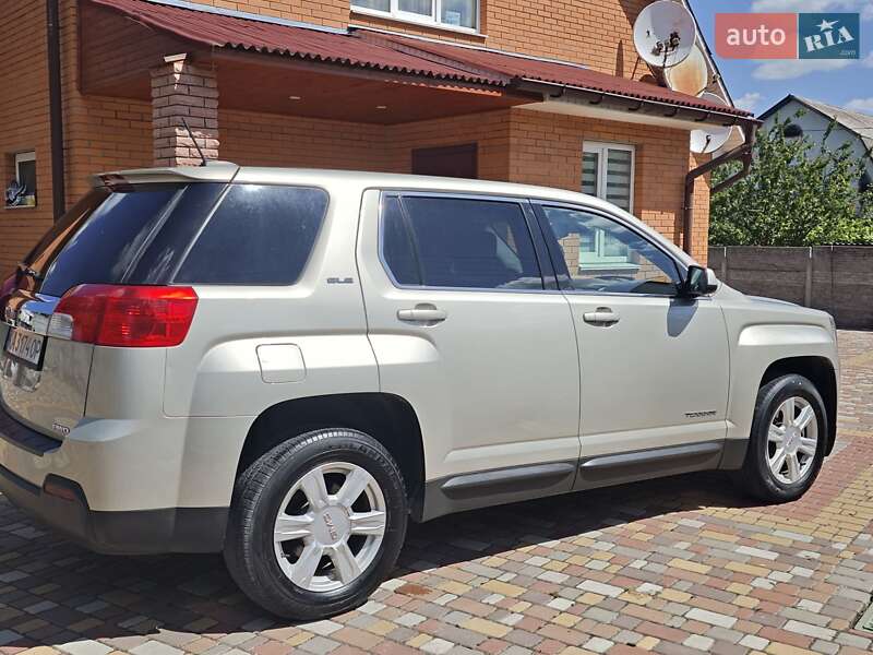 Внедорожник / Кроссовер GMC Terrain 2014 в Киеве