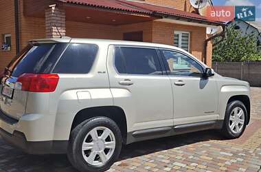 Позашляховик / Кросовер GMC Terrain 2014 в 