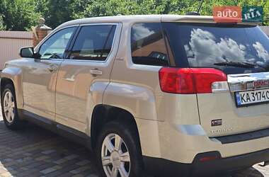 Позашляховик / Кросовер GMC Terrain 2014 в 