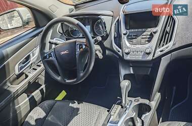 Позашляховик / Кросовер GMC Terrain 2014 в 