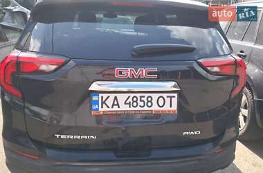 Внедорожник / Кроссовер GMC Terrain 2017 в 