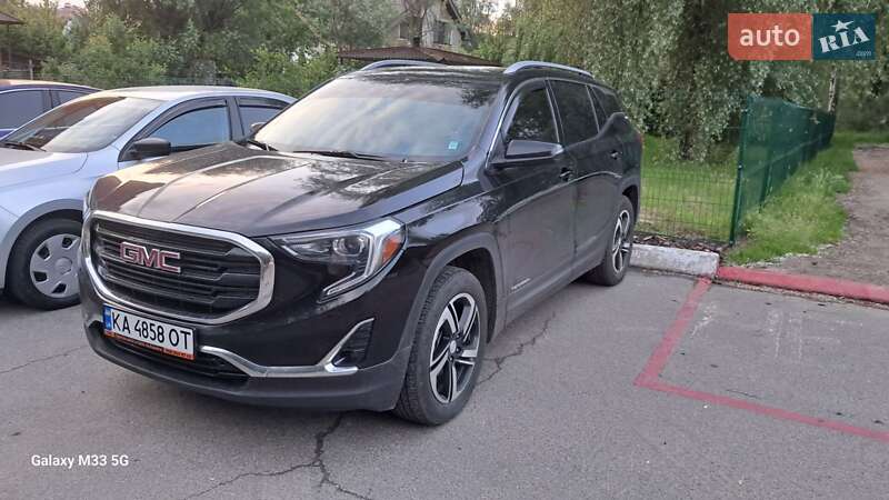 Внедорожник / Кроссовер GMC Terrain 2017 в 