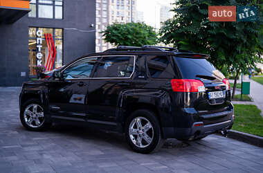 Внедорожник / Кроссовер GMC Terrain 2011 в 