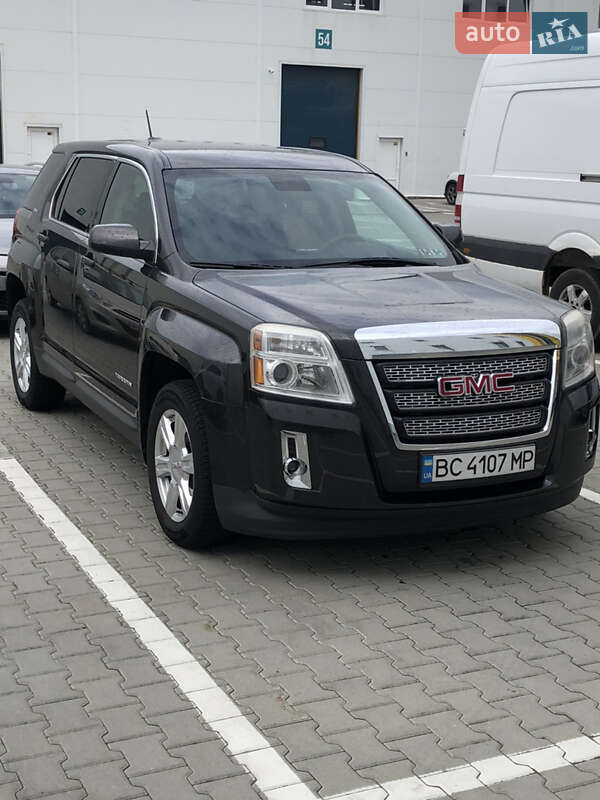 Позашляховик / Кросовер GMC Terrain 2015 в Львові