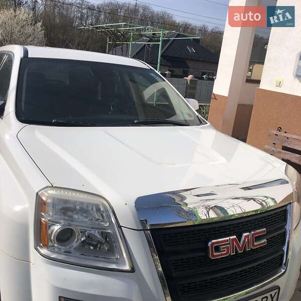 Внедорожник / Кроссовер GMC Terrain 2013 в 