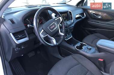 Внедорожник / Кроссовер GMC Terrain 2018 в 