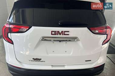 Внедорожник / Кроссовер GMC Terrain 2017 в 