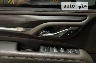 Внедорожник / Кроссовер GMC Yukon 2021 в 