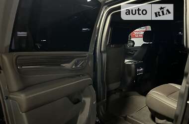 Внедорожник / Кроссовер GMC Yukon 2021 в 