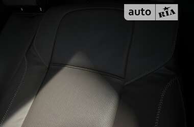 Внедорожник / Кроссовер GMC Yukon 2021 в 
