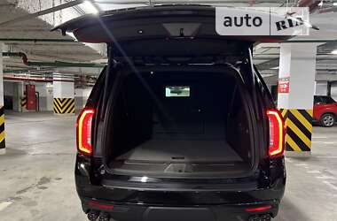Внедорожник / Кроссовер GMC Yukon 2021 в 