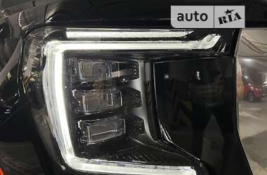 Внедорожник / Кроссовер GMC Yukon 2021 в 