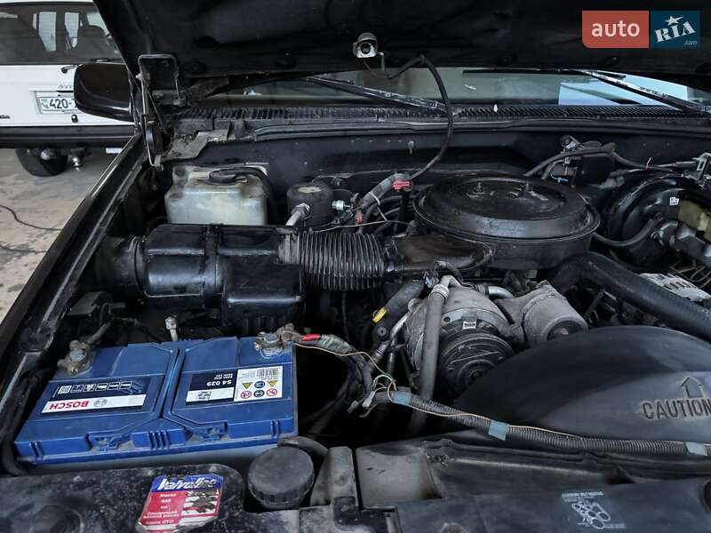 Внедорожник / Кроссовер GMC Yukon 1996 в Одессе