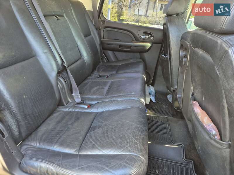 Внедорожник / Кроссовер GMC Yukon 2006 в Киеве