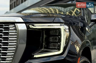 Позашляховик / Кросовер GMC Yukon 2021 в 