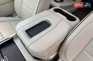 Позашляховик / Кросовер GMC Yukon 2021 в 