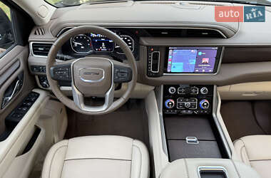 Позашляховик / Кросовер GMC Yukon 2021 в 
