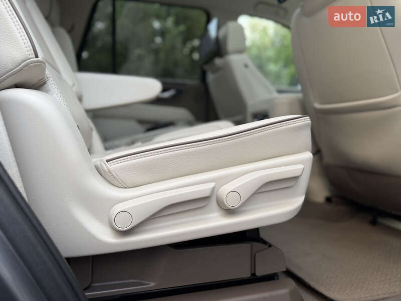 Внедорожник / Кроссовер GMC Yukon 2021 в Львове