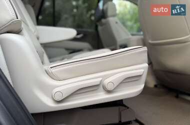 Позашляховик / Кросовер GMC Yukon 2021 в 