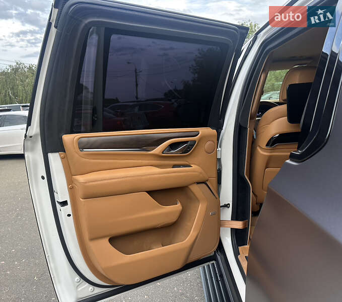 Позашляховик / Кросовер GMC Yukon 2021 в Києві фото 20 Позашляховик / Кросовер GMC Yukon 2021 в Києві