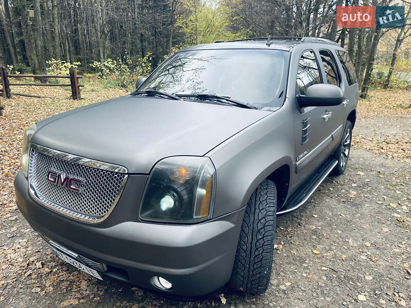 Внедорожник / Кроссовер GMC Yukon 2006 в Ивано-Франковске фото 6 Внедорожник / Кроссовер GMC Yukon 2006 в Ивано-Франковске