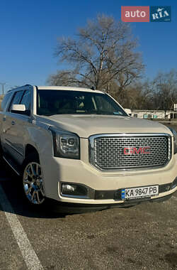 Внедорожник / Кроссовер GMC Yukon 2014 в Киеве