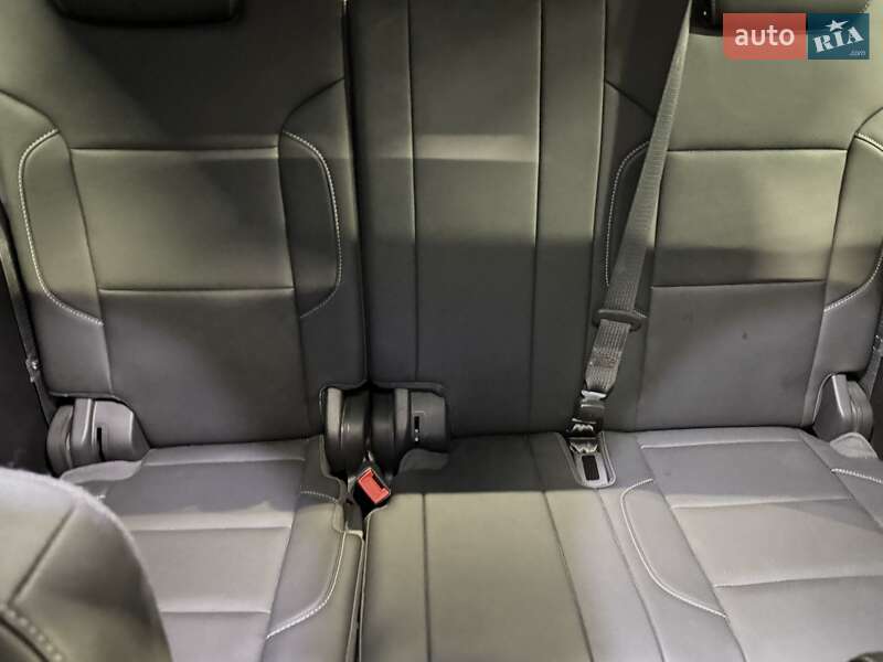 Внедорожник / Кроссовер GMC Yukon 2018 в Киеве