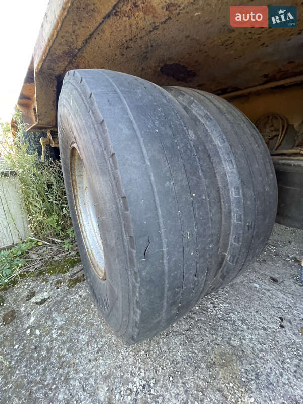 Низкорамна платформа Goldhofer STZ 1992 в Калинівці