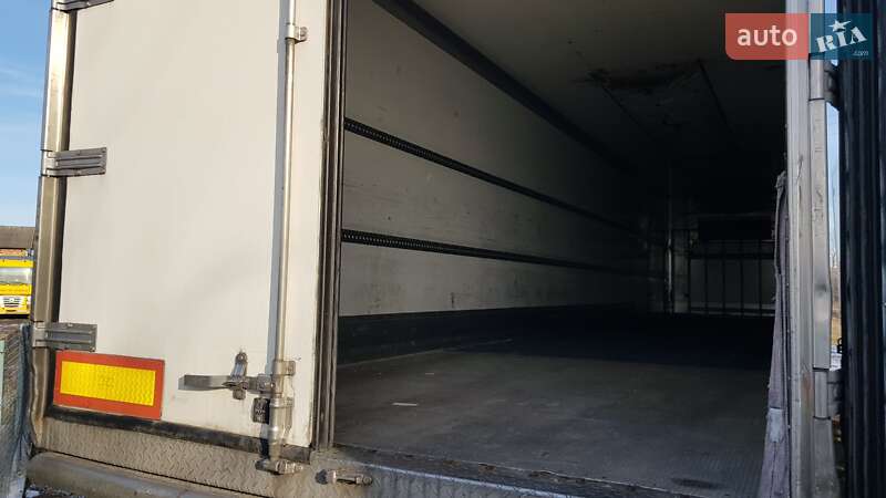 Рефрижератор полуприцеп Gray Adams GA3B 2006 в Черновцах фото 5 Рефрижератор полуприцеп Gray Adams GA3B 2006 в Черновцах