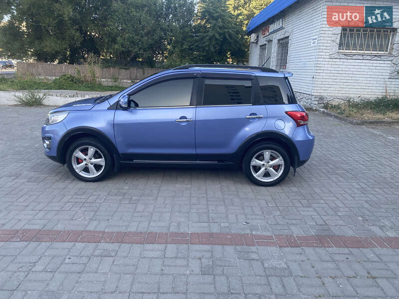 Позашляховик / Кросовер Great Wall Haval M4 2013 в Дніпрі