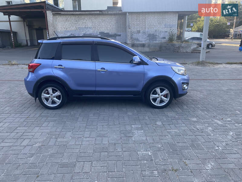 Позашляховик / Кросовер Great Wall Haval M4 2013 в Дніпрі