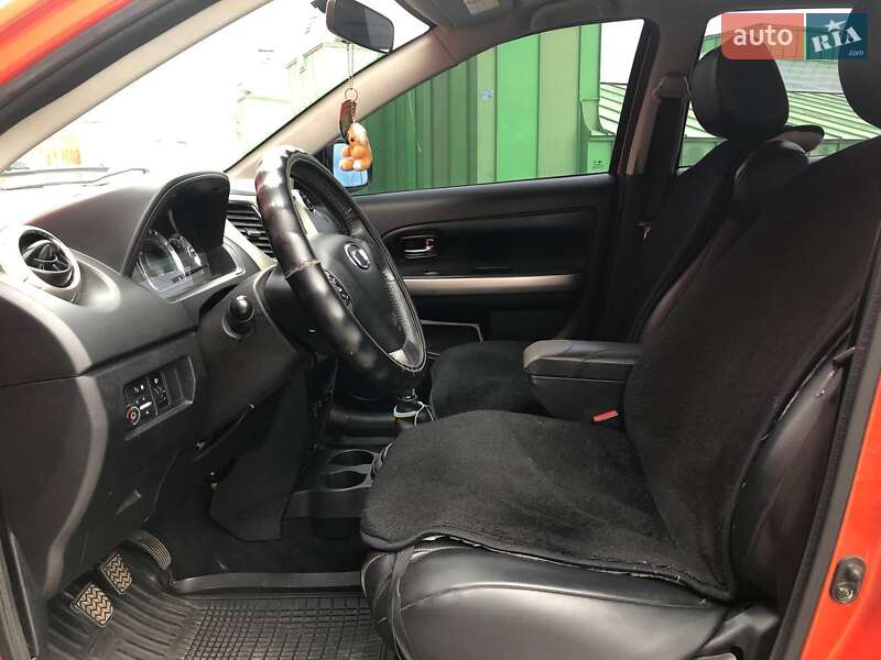 Позашляховик / Кросовер Great Wall Haval M4 2013 в Києві