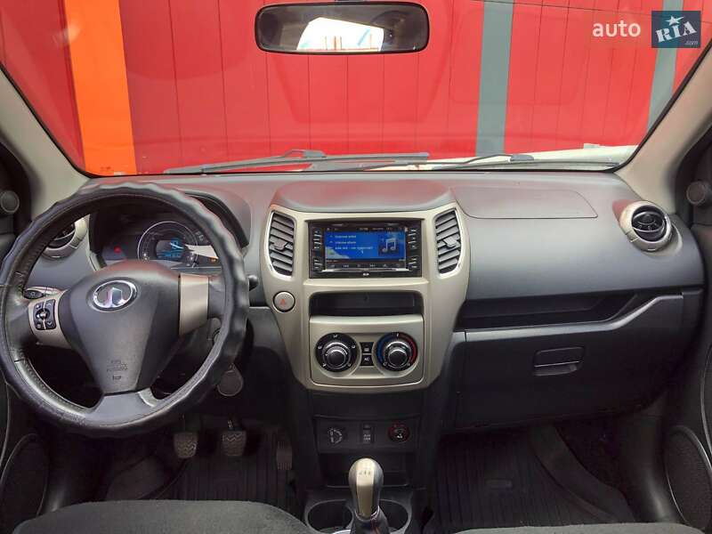 Позашляховик / Кросовер Great Wall Haval M4 2013 в Києві