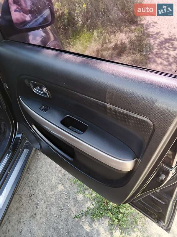 Внедорожник / Кроссовер Great Wall Haval M4 2015 в Харькове фото 11 Внедорожник / Кроссовер Great Wall Haval M4 2015 в Харькове