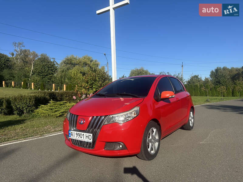 Хетчбек Great Wall Voleex C10 2013 в 