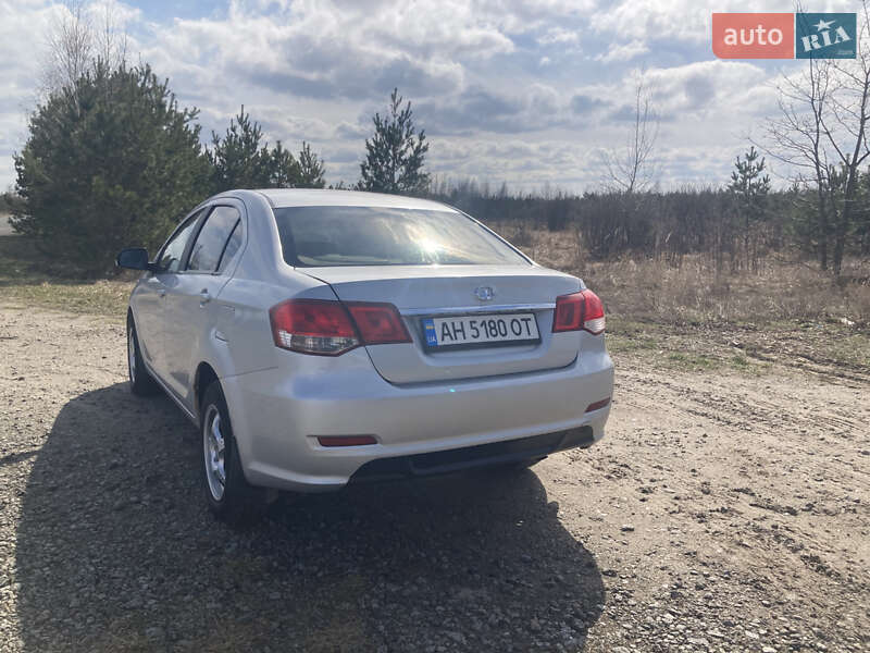 Седан Great Wall Voleex C30 2013 в Софиевской Борщаговке