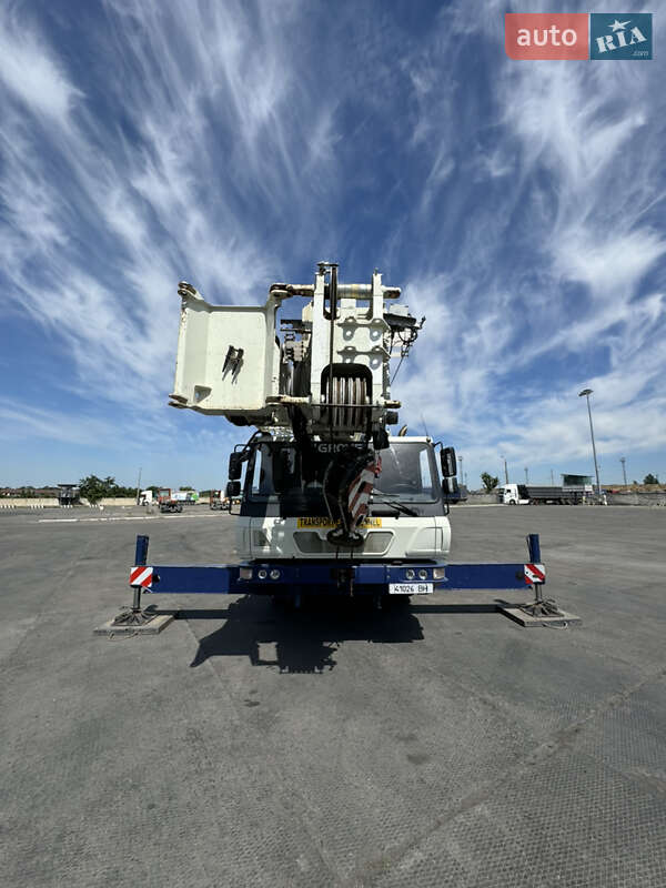 Автокран Grove GMK 2009 в Черноморске