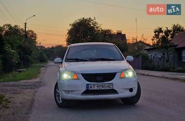 Седан Hafei Saibao 2008 в Бурштині