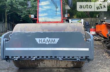 Каток грунтовый Hamm 3520 2003 в Львове