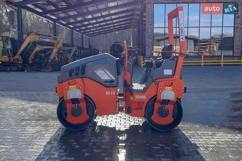 Дорожній каток Hamm HD 10 2011 в Житомирі