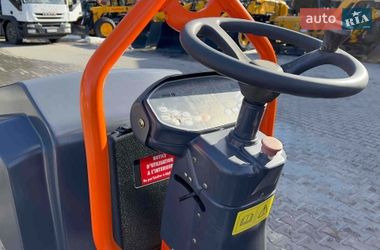 Дорожній каток Hamm HD 10 2011 в Житомирі