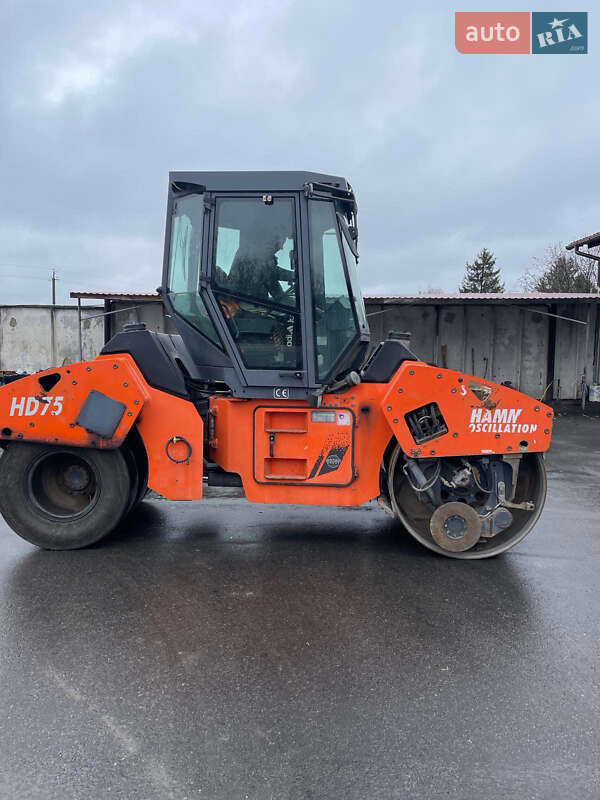Дорожный каток Hamm HD 75 2004 в Умани