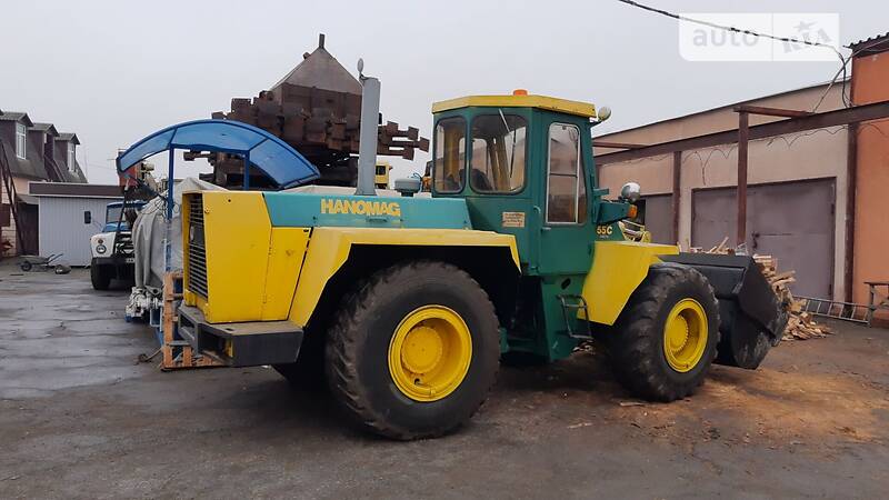 Фронтальный погрузчик Hanomag 55с 1998 в Киеве