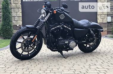 Мотоцикл Кастом Harley-Davidson 883 Iron 2017 в Рівному