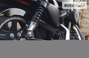 Мотоцикл Чоппер Harley-Davidson 883 Iron 2013 в 