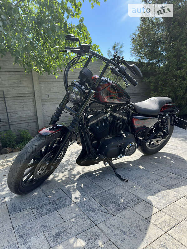 Мотоцикл Кастом Harley-Davidson 883 Iron 2020 в Днепре