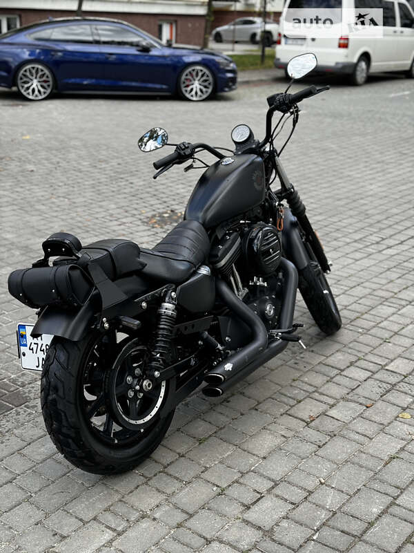 Мотоцикл Чоппер Harley-Davidson 883 Iron 2019 в Ивано-Франковске