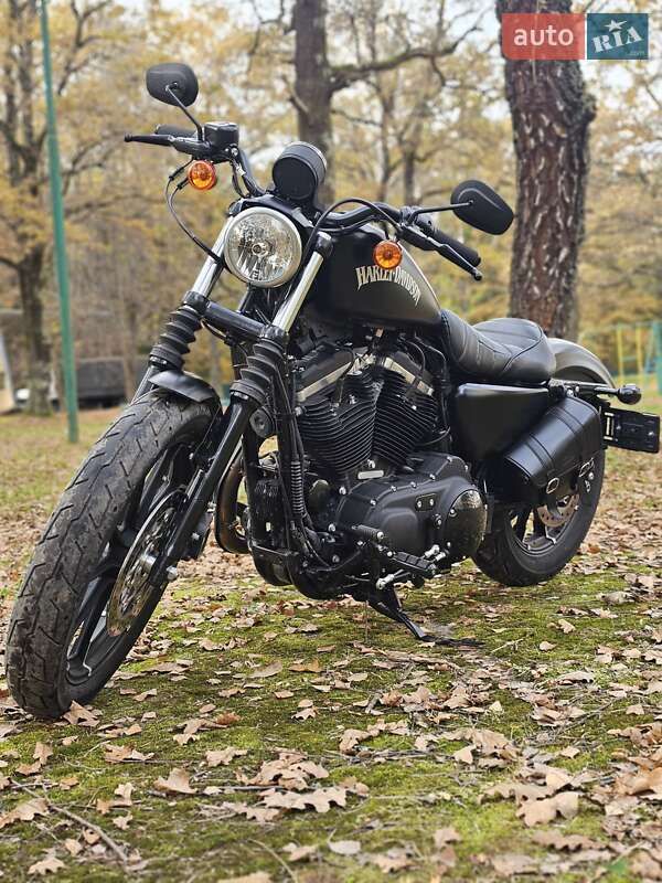 Мотоцикл Кастом Harley-Davidson 883 Iron 2021 в Стрию