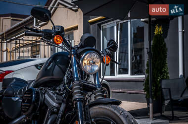 Мотоцикл Круізер Harley-Davidson 883 Iron 2019 в 