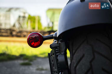 Мотоцикл Круизер Harley-Davidson 883 Iron 2017 в 
